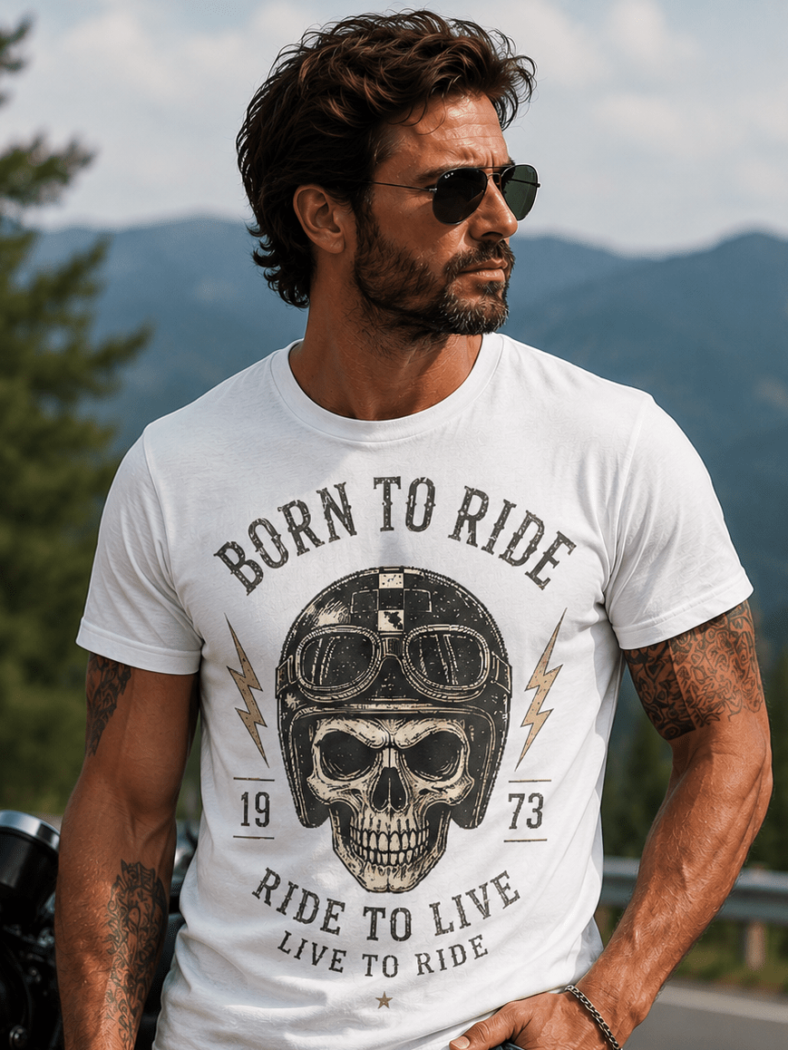 T-shirt blanc unisexe vintage avec imprimé crâne moto Born To Ride 1973 Tshirt Vintage Factory.